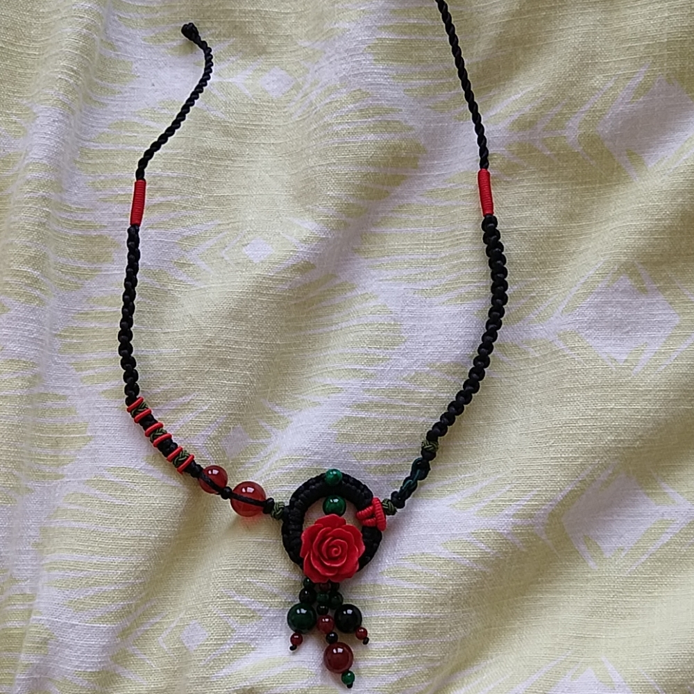 Rose necklace